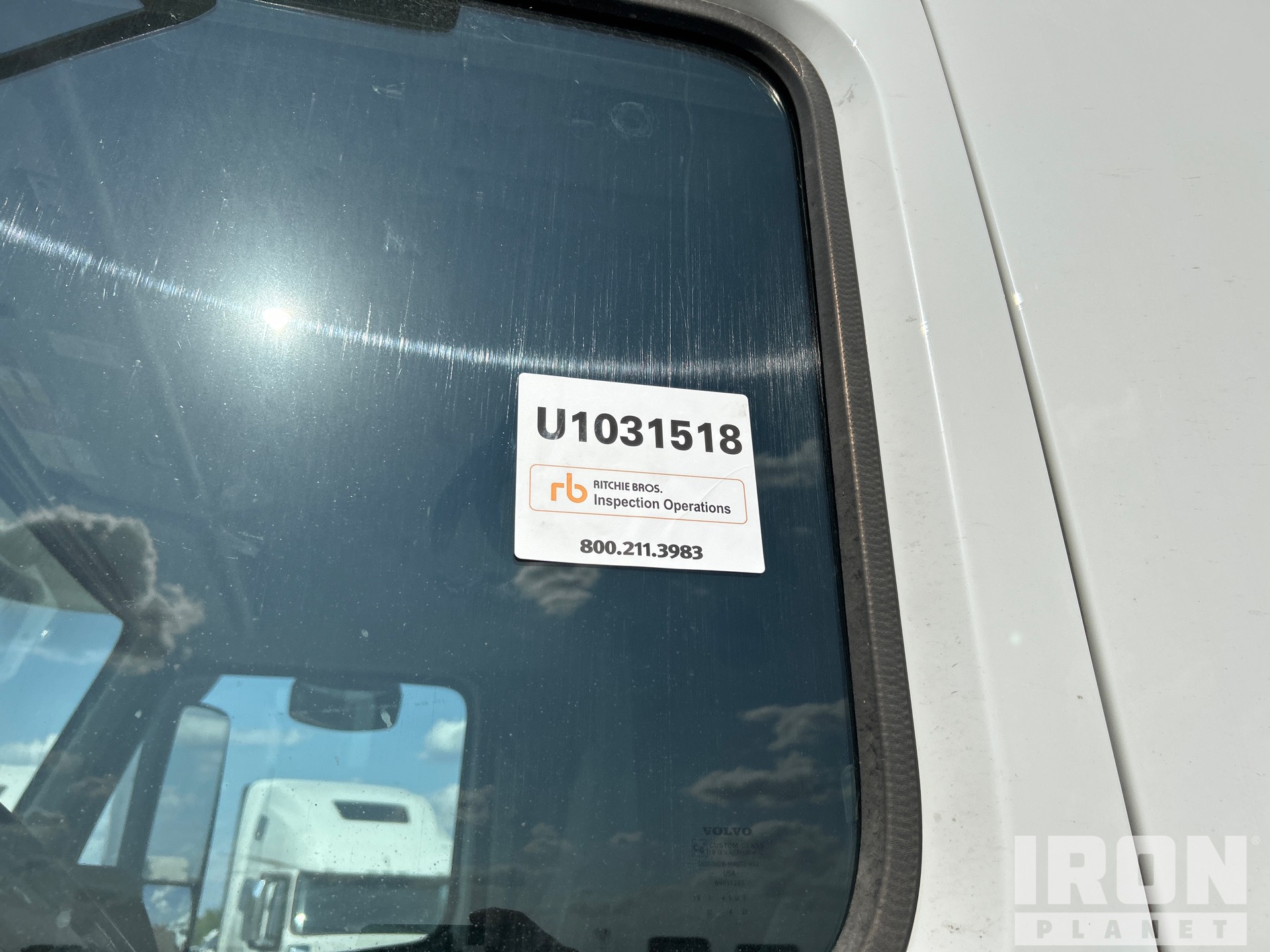 2021 Volvo VNL760