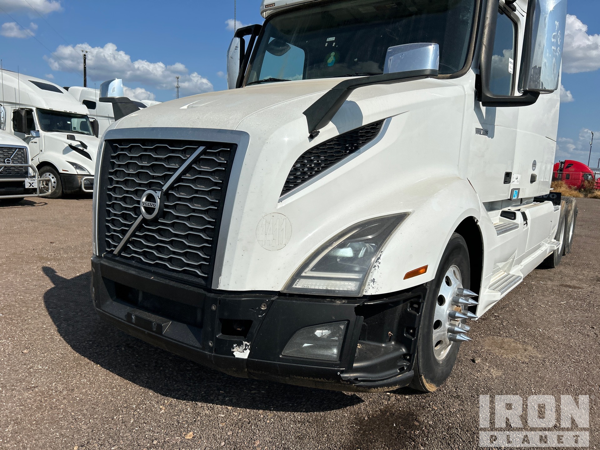 2021 Volvo VNL760