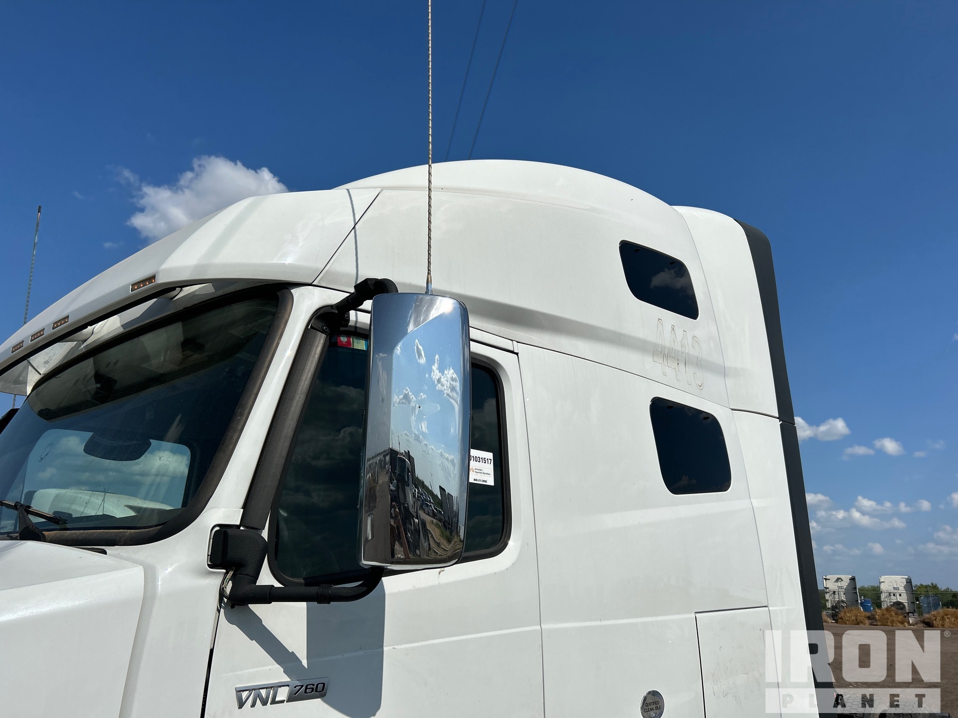2021 Volvo VNL