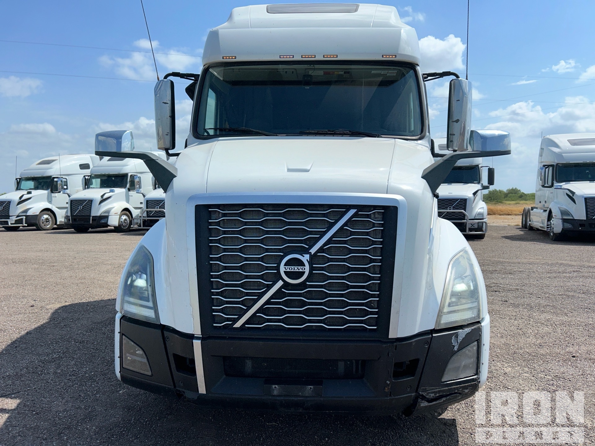 2021 Volvo VNL