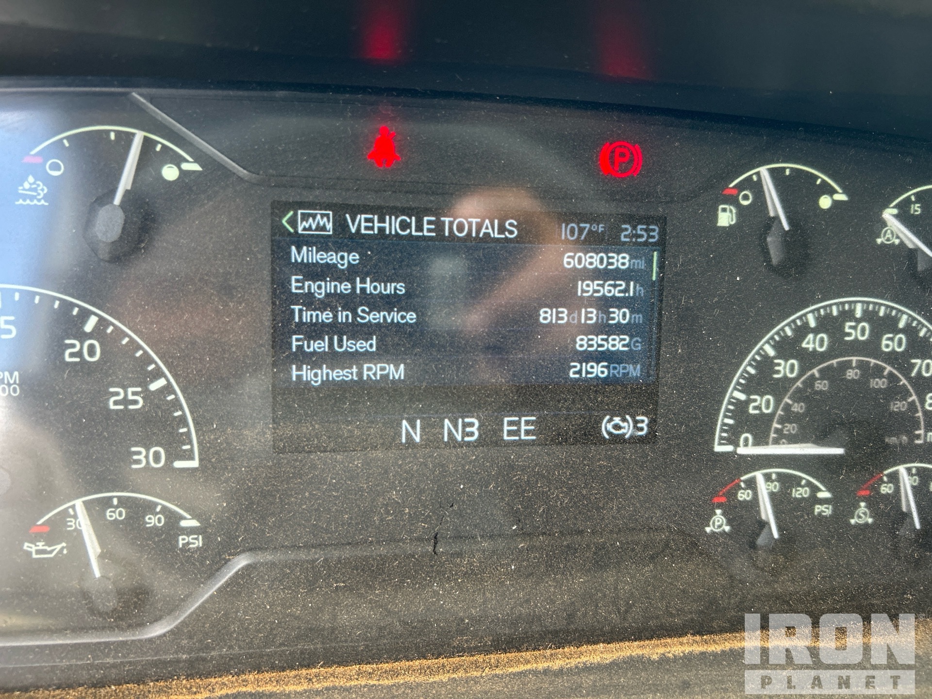 2021 Volvo VNL760