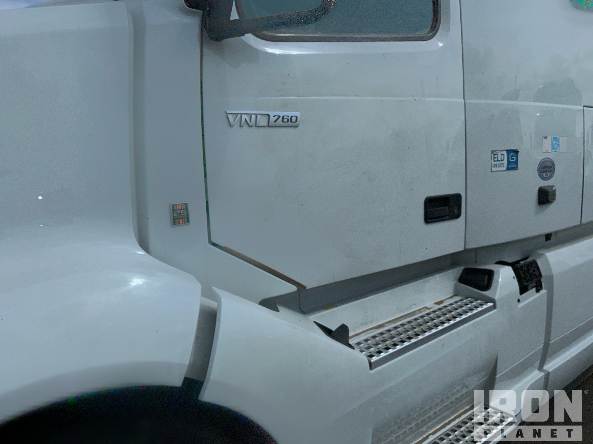 2022 Volvo VNL