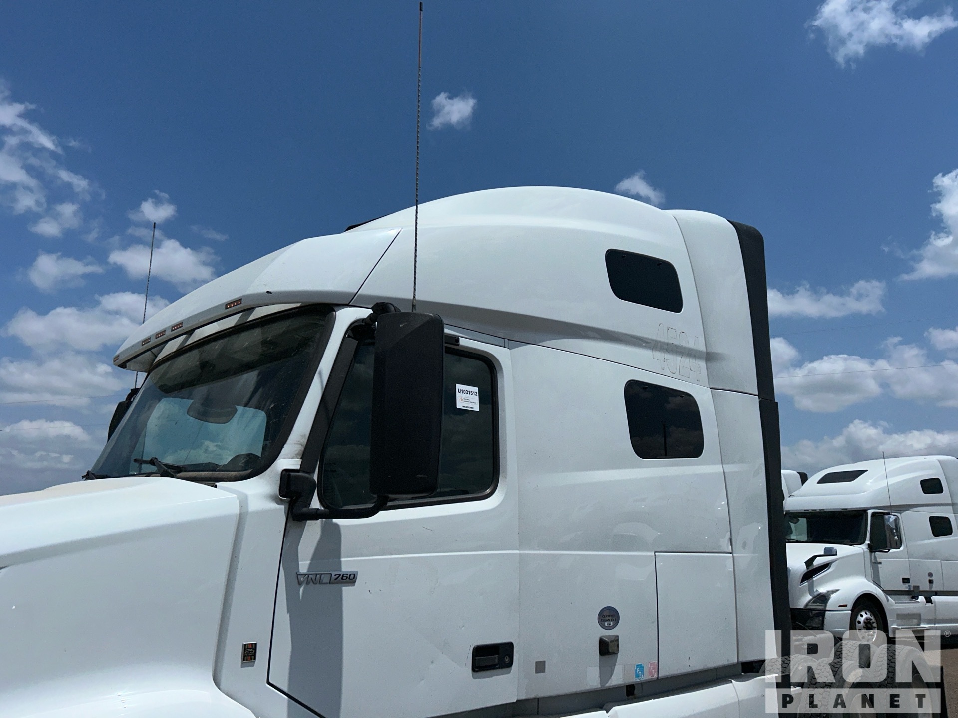 2022 Volvo VNL