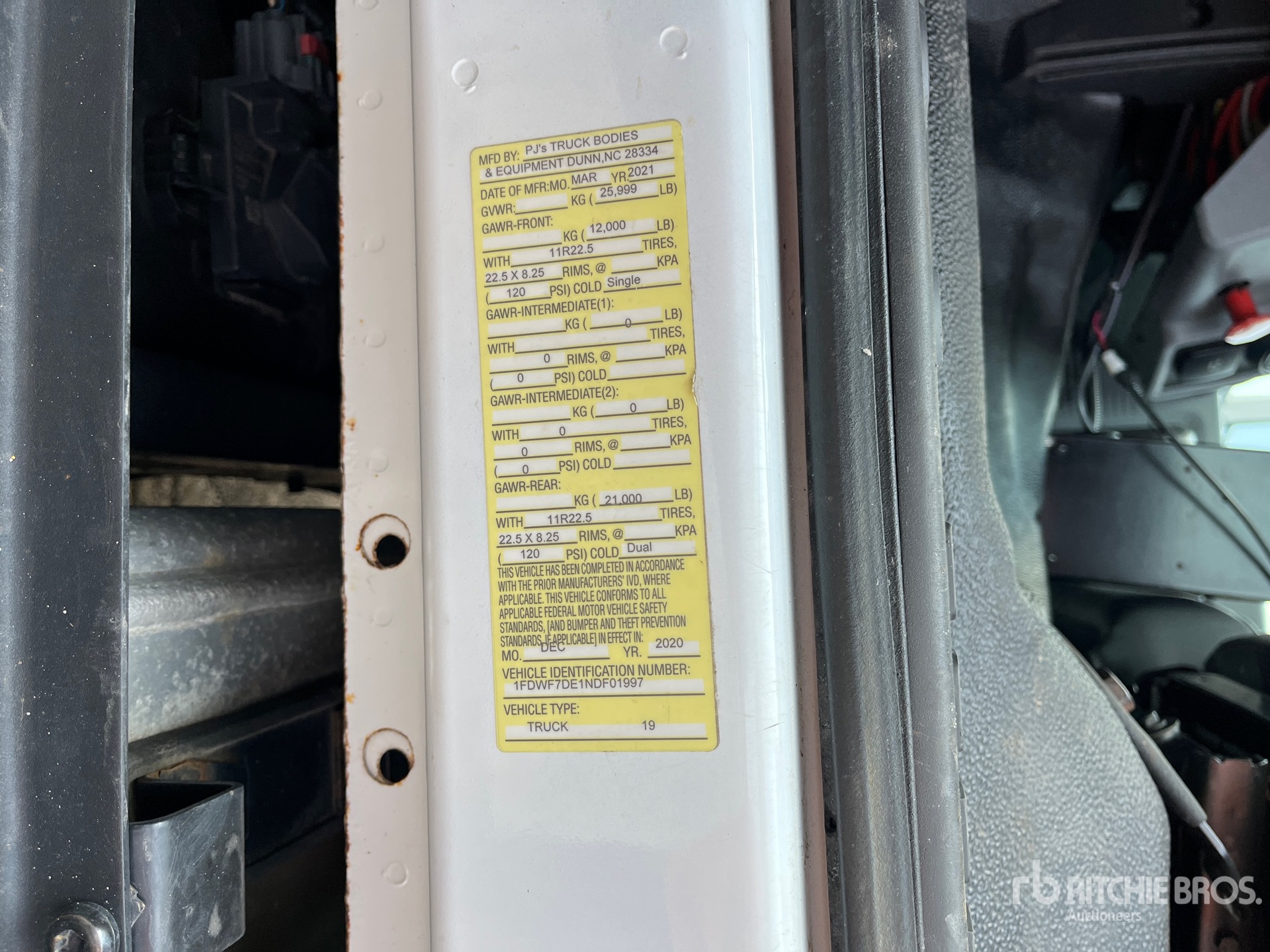 2022 Ford F-750