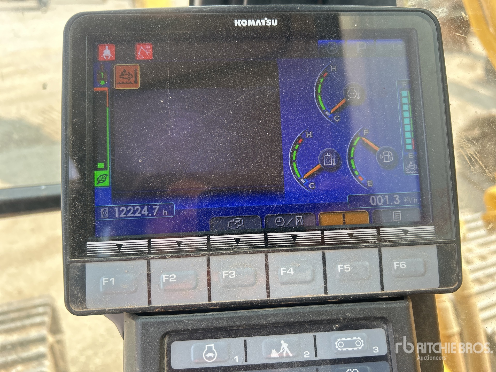 2018 Komatsu PC360LC-11