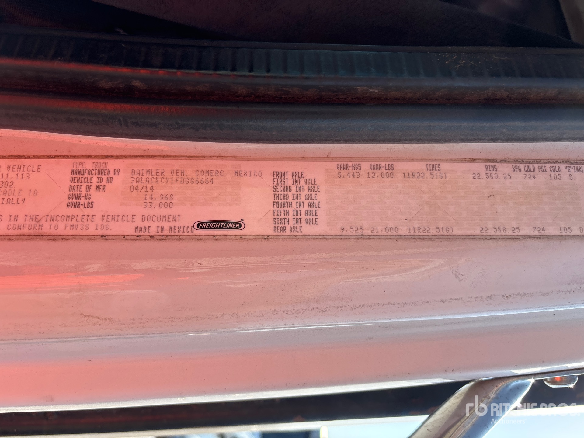 2015 Freightliner M2 106