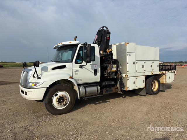 2006 International 4300 Hiab 122b-2cl 3800 Kg Knuckle B ... Boom Truck