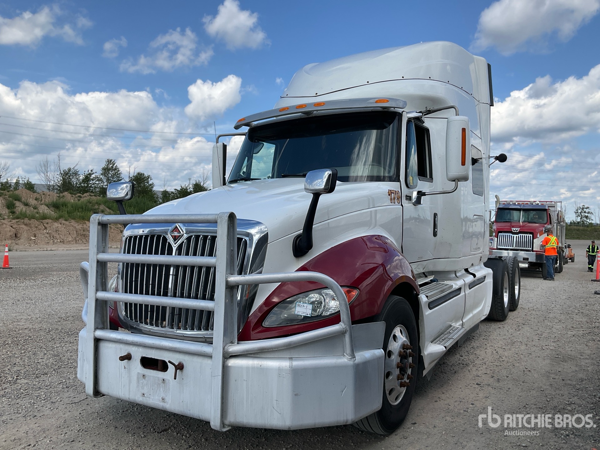 2015 International PROSTAR+