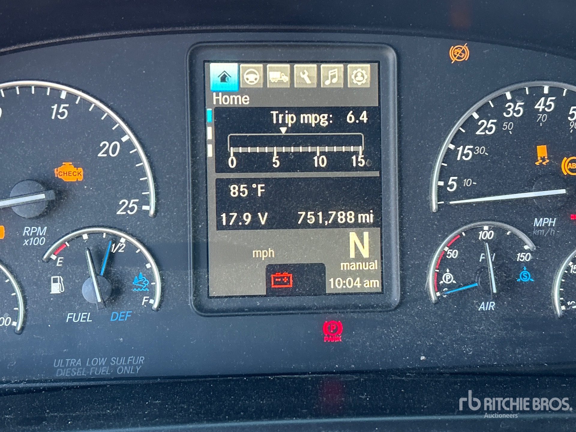 2019 Freightliner CASCADIA 126