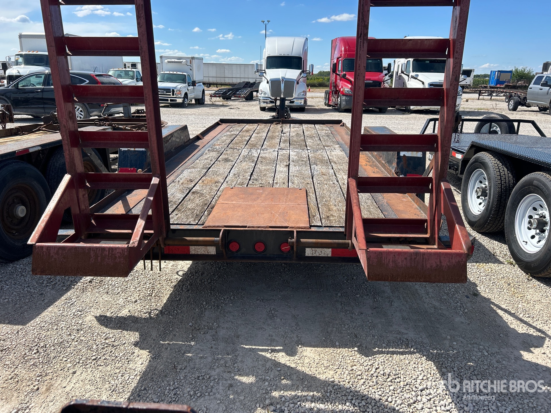 2012 Towmaster 16 ft T/A