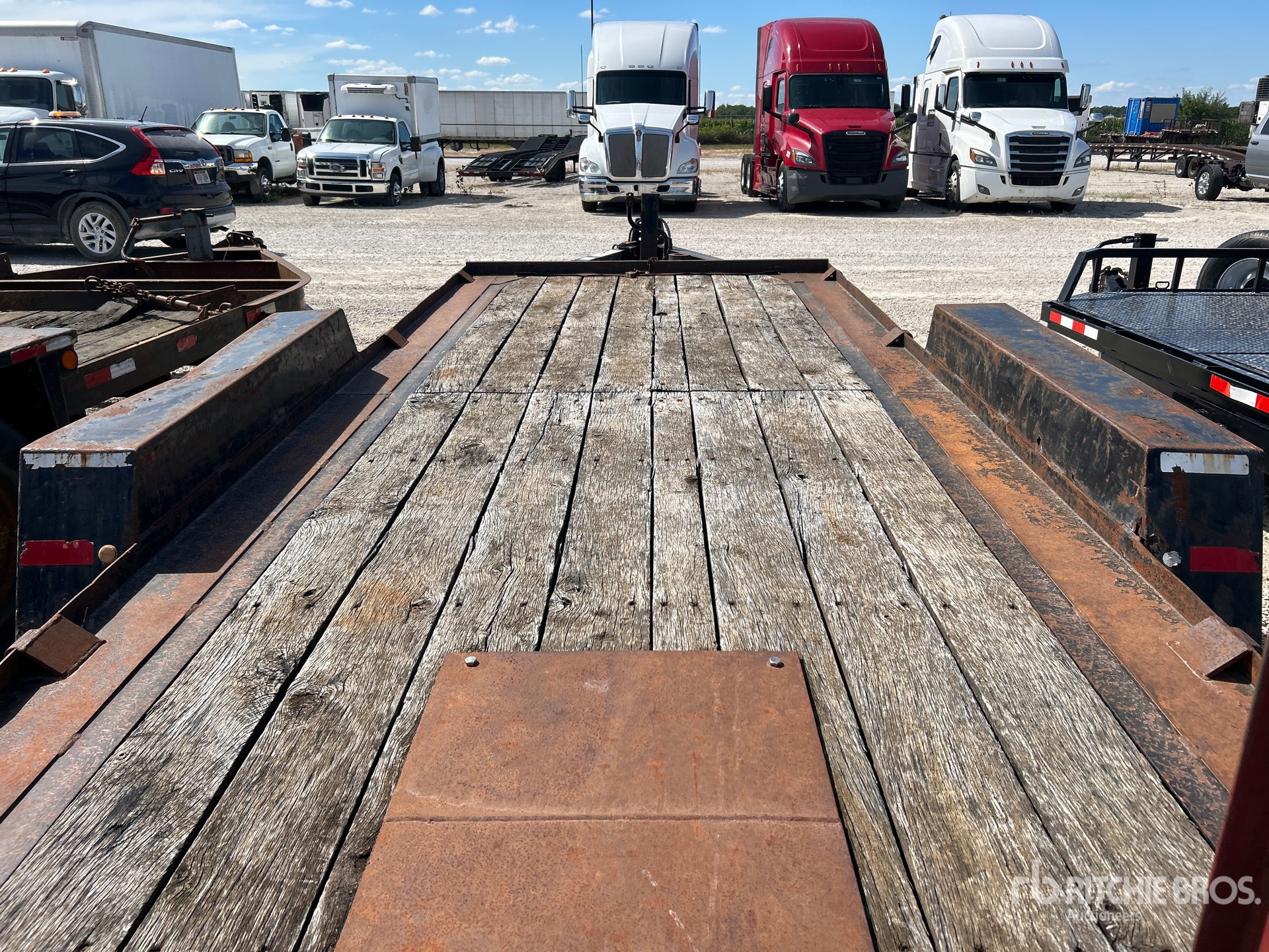 2012 Towmaster 16 ft T/A