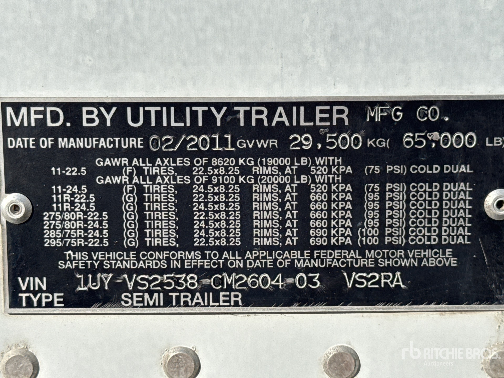 2012 Utility 3000R