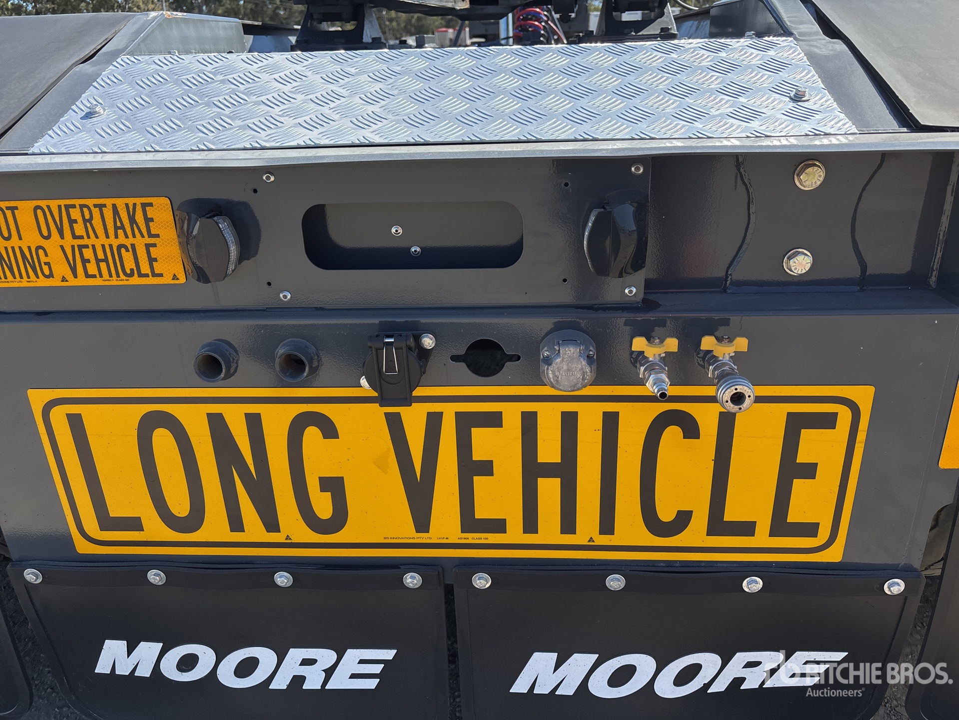 2024 Moore Bogie/A Road Train