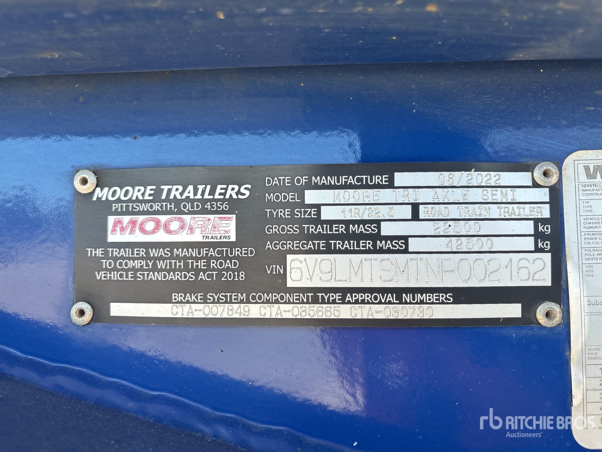 2022 Moore 9.8 m Tri/A Step Deck