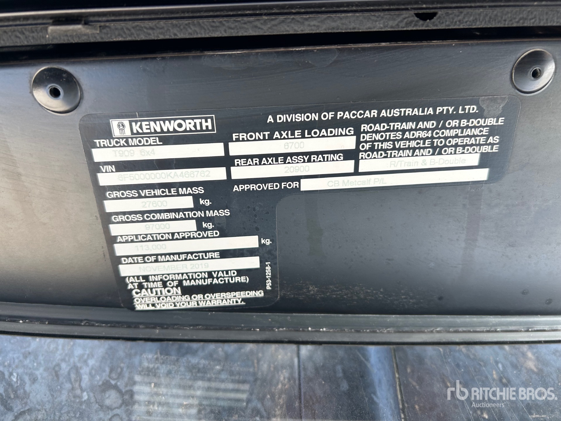 2019 Kenworth T909
