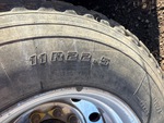 4 Underbody - Truck with