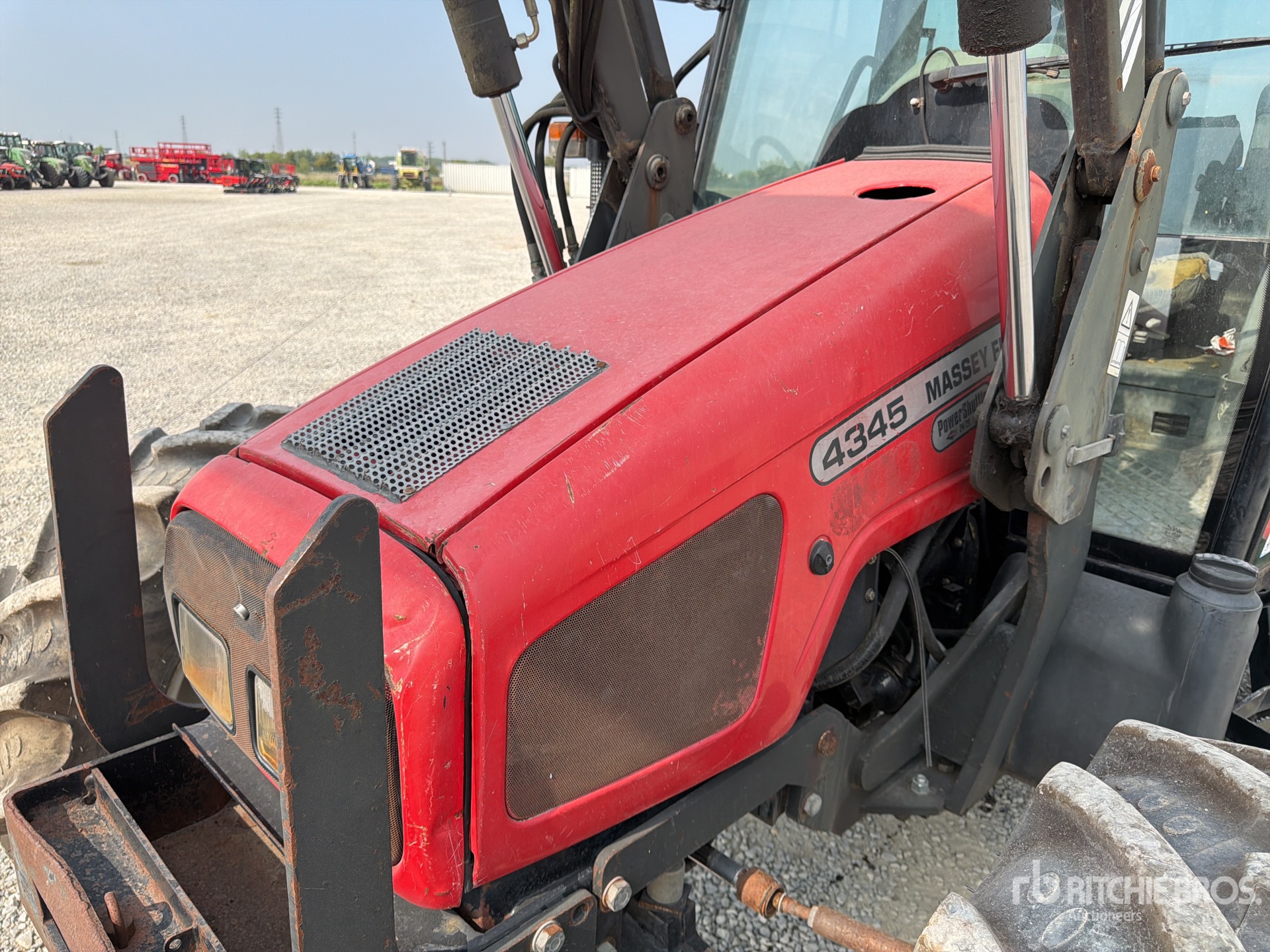 2003 Massey Ferguson 4345