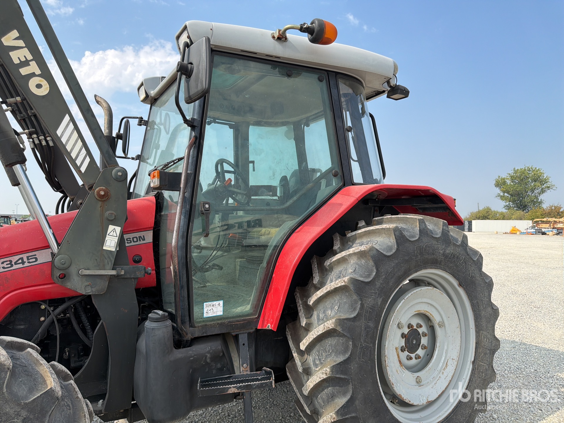 2003 Massey Ferguson 4345