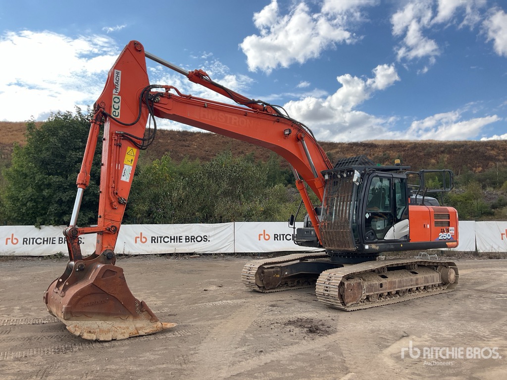 つっちー 2018 Hitachi ZX250LC-6 Tracked Excavator for Sale in L3