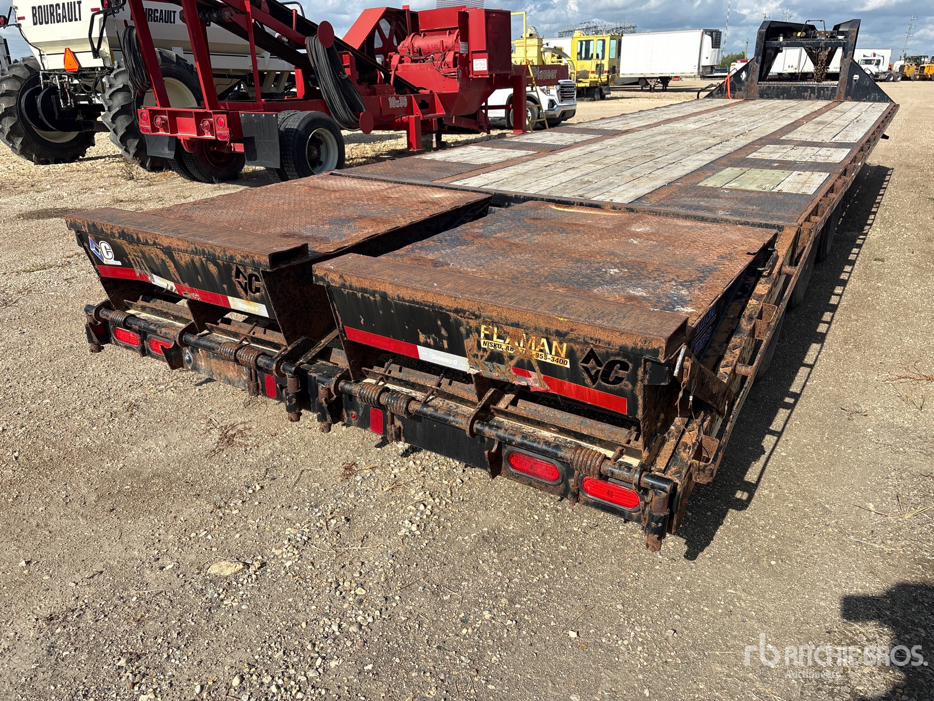 2016 Diamond C FLEETNECK