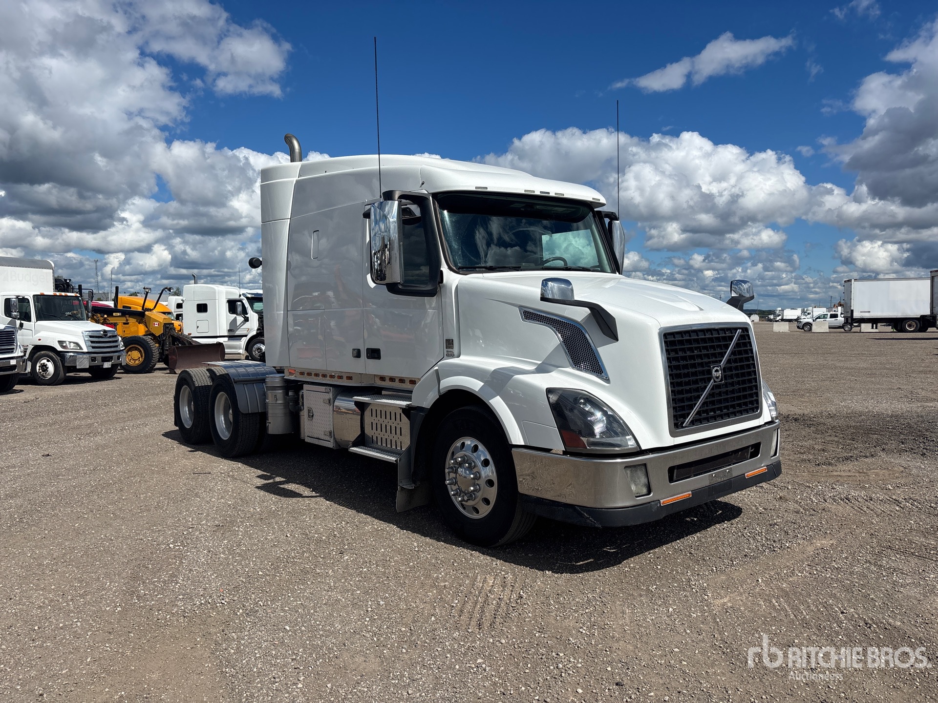 2016 Volvo VNL