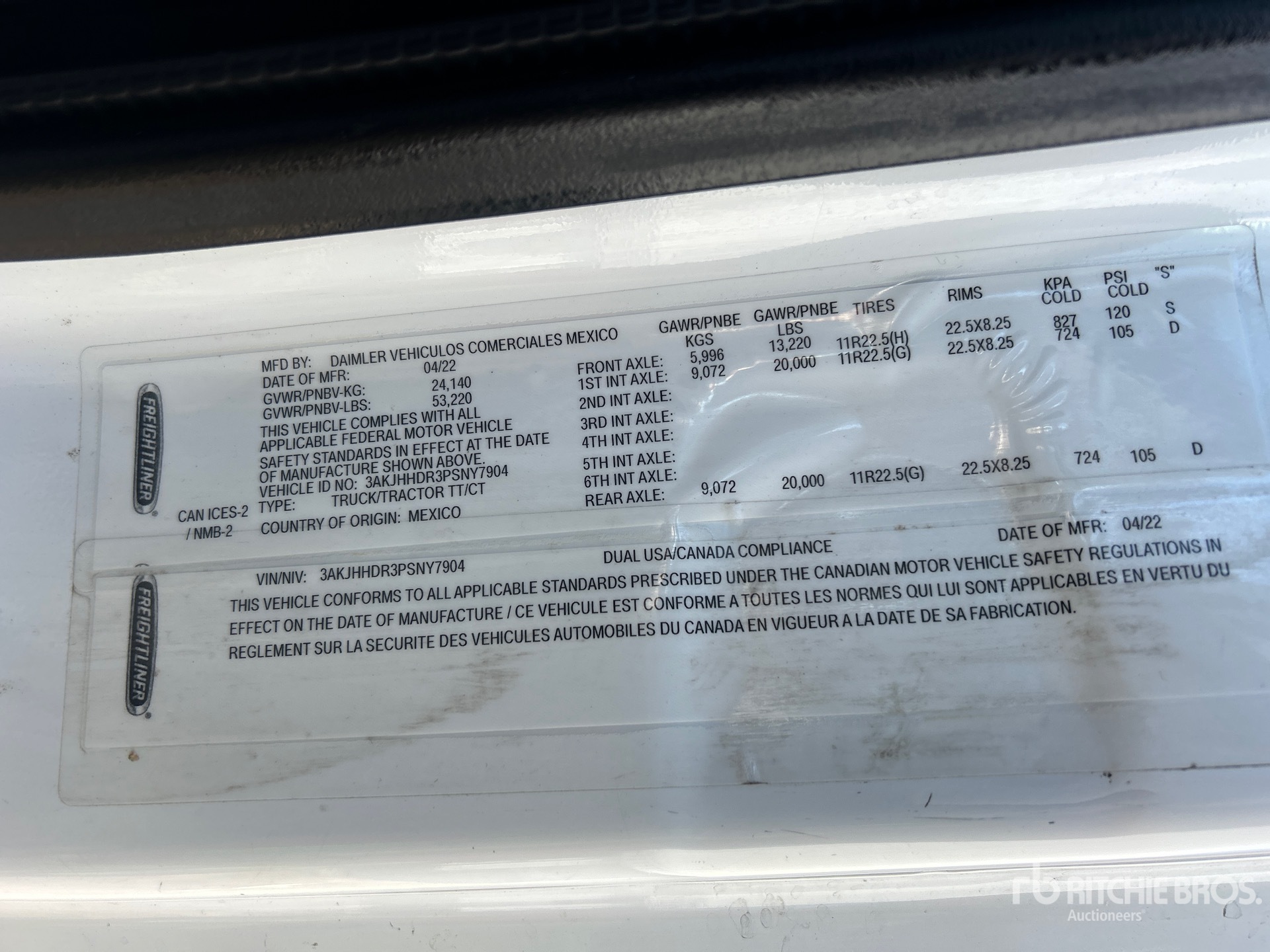 2023 Freightliner CASCADIA 126