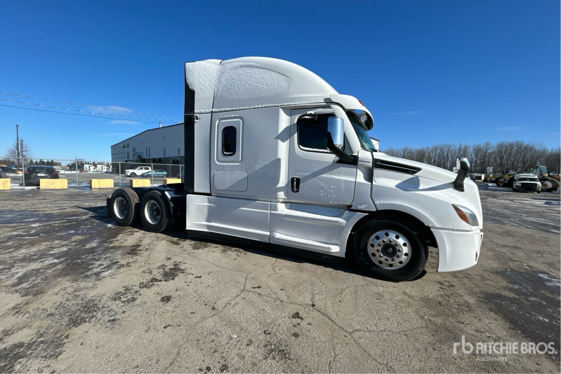 2023 Freightliner CASCADIA 126