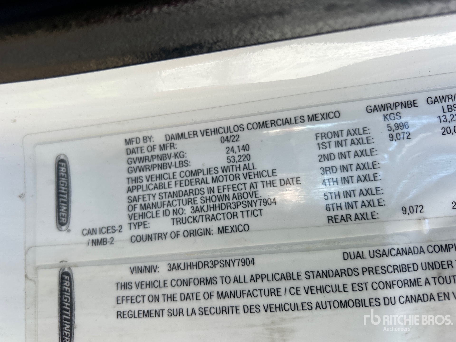 2023 Freightliner CASCADIA 126