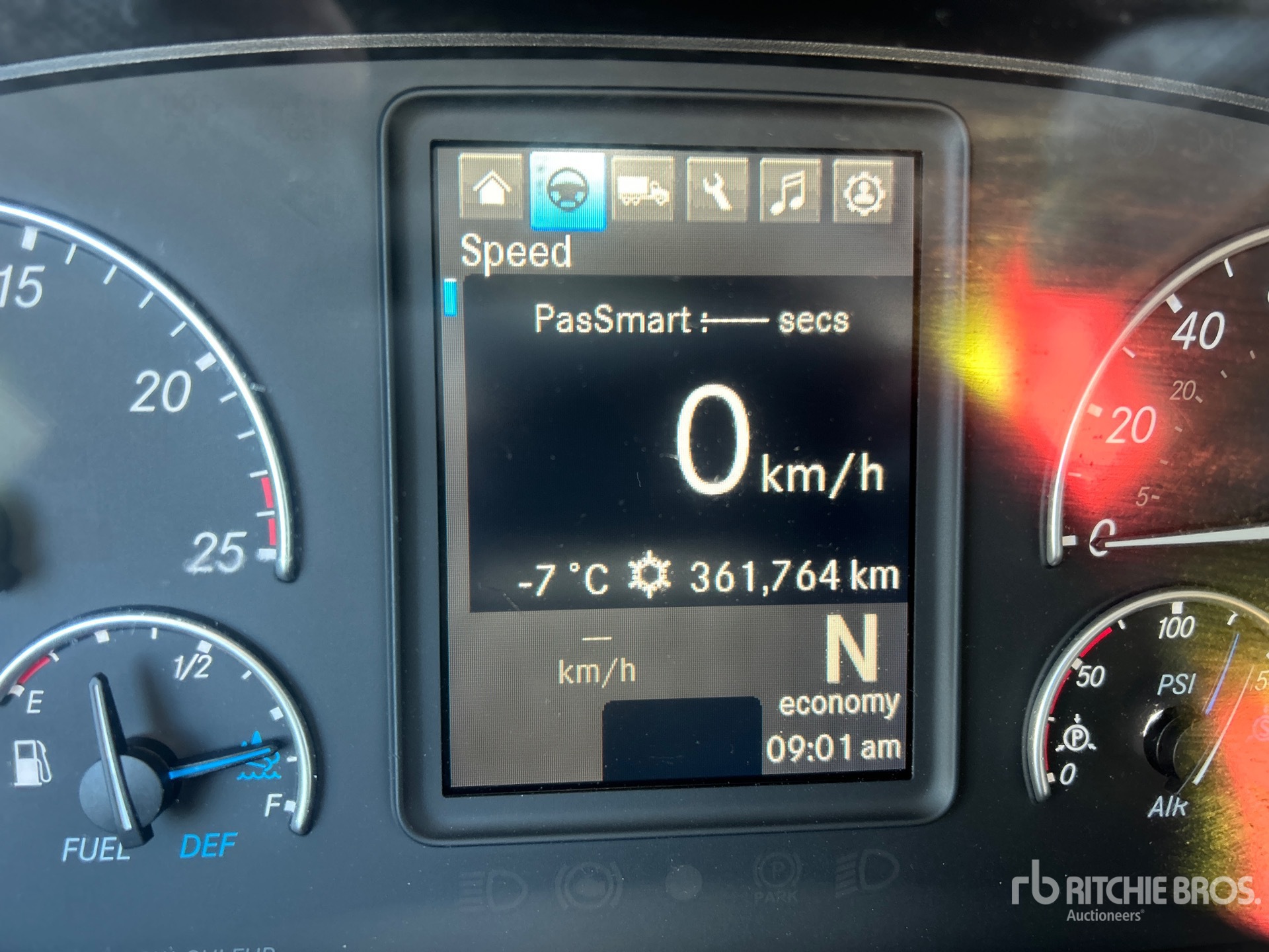 2023 Freightliner CASCADIA 126