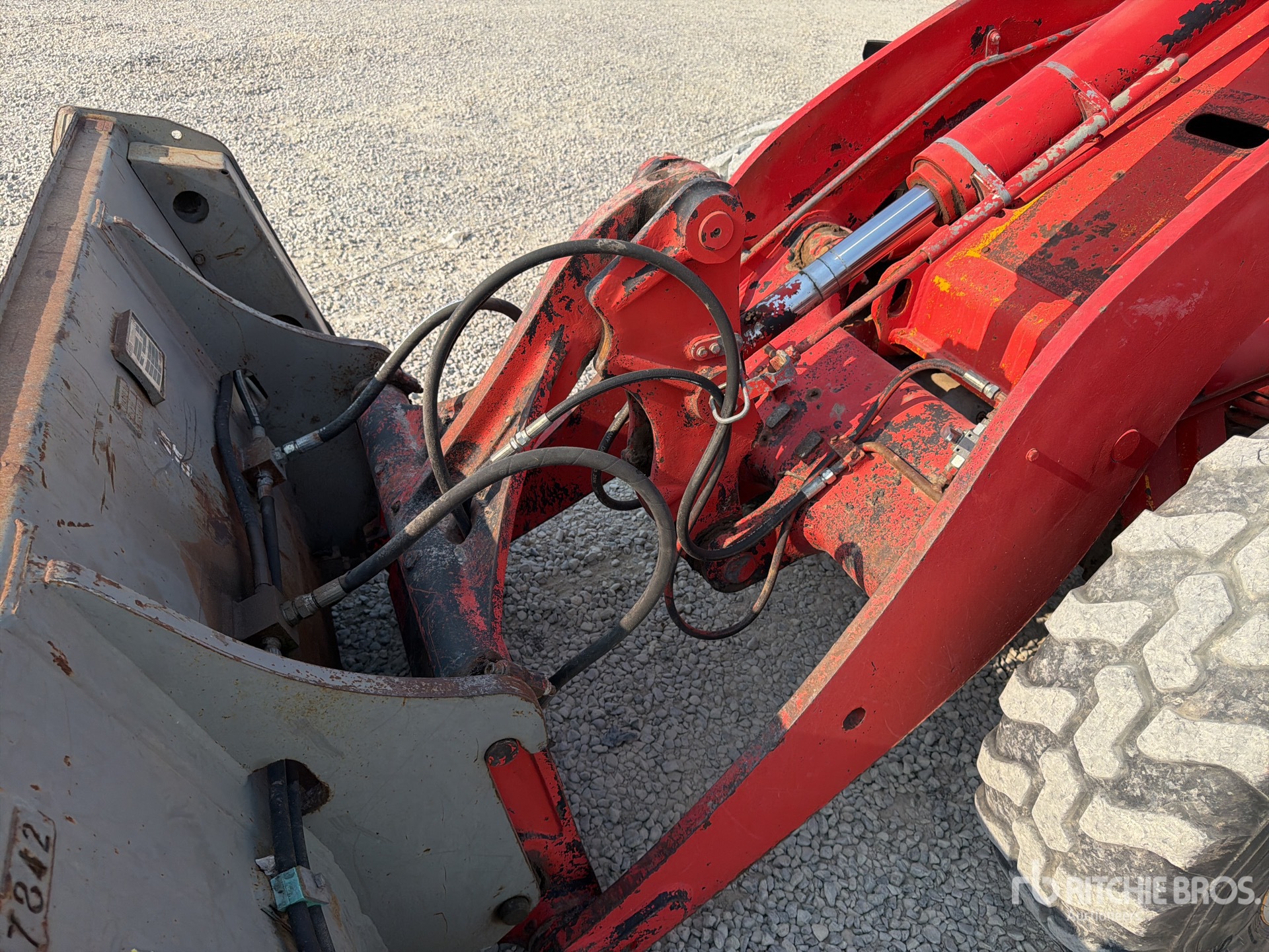 JCB 409B