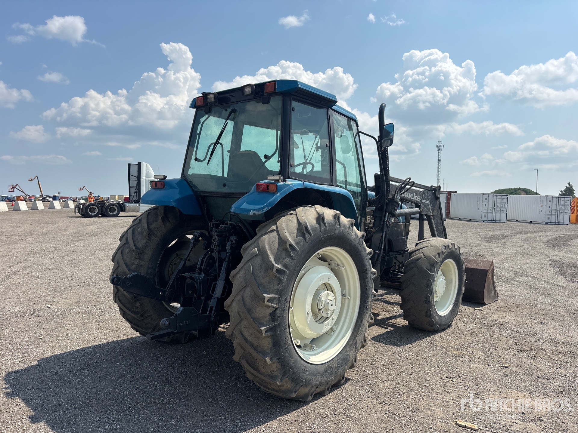 New Holland 8160