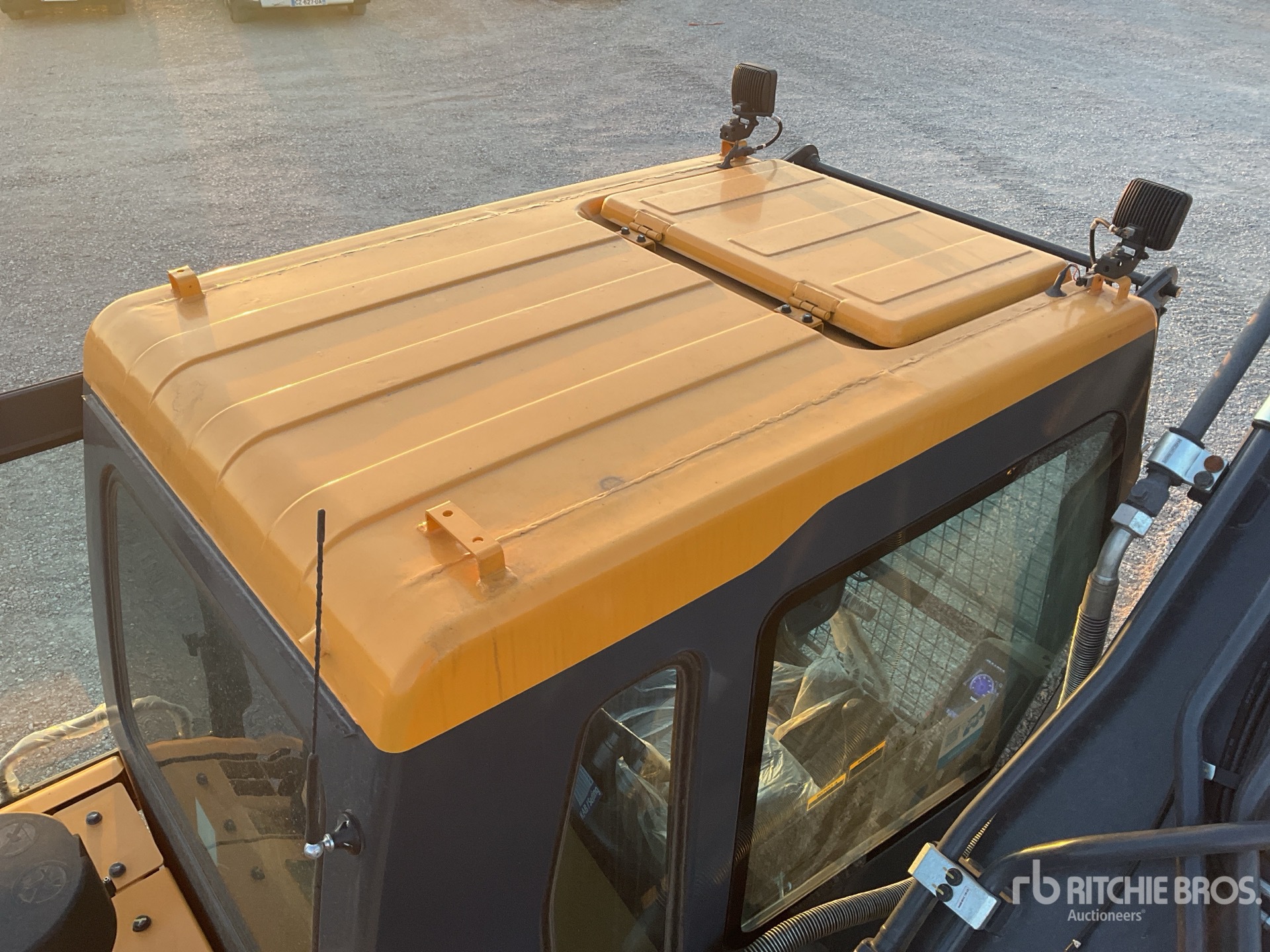 2026 Hyundai R210