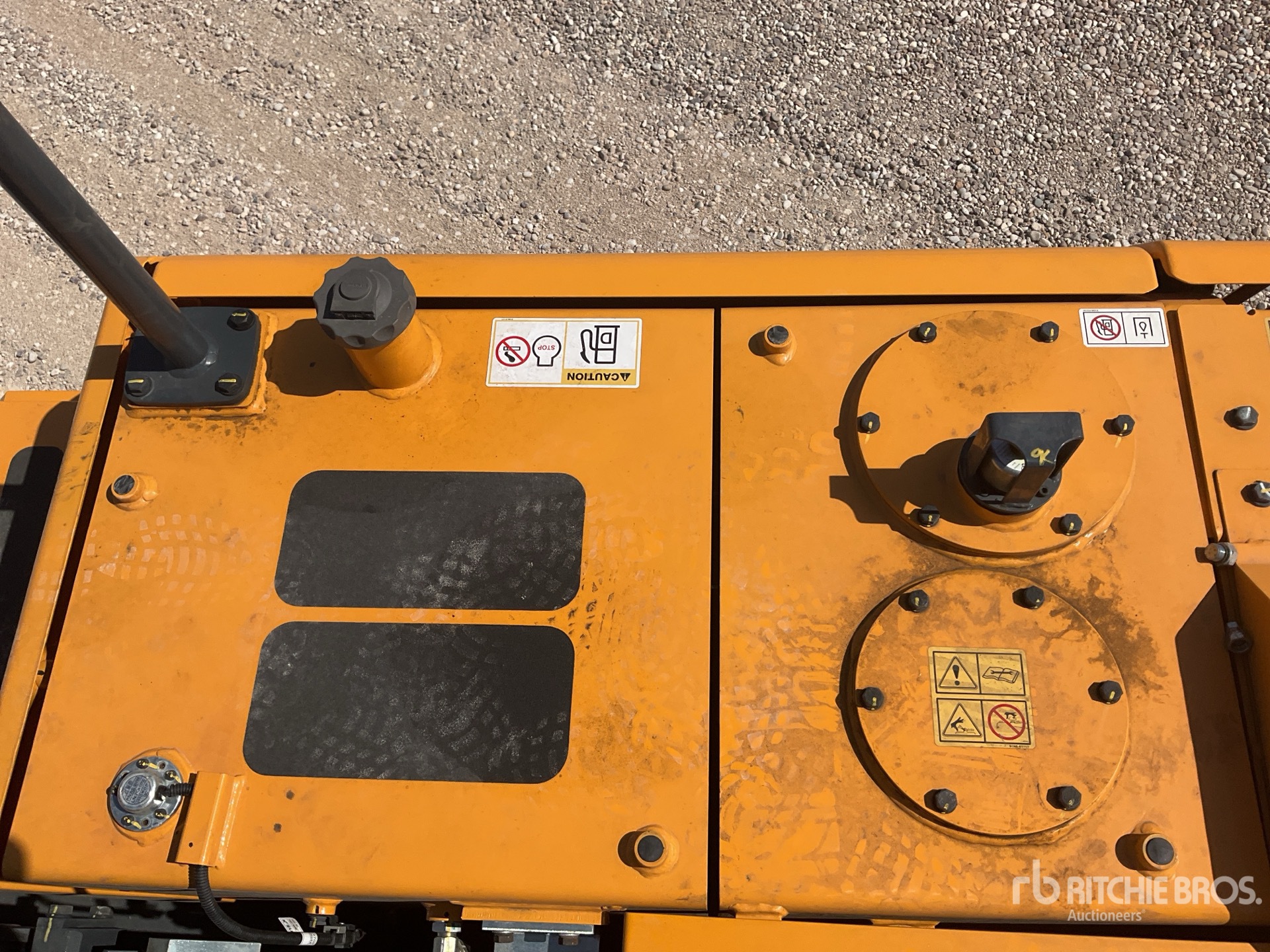 2026 Hyundai R215L