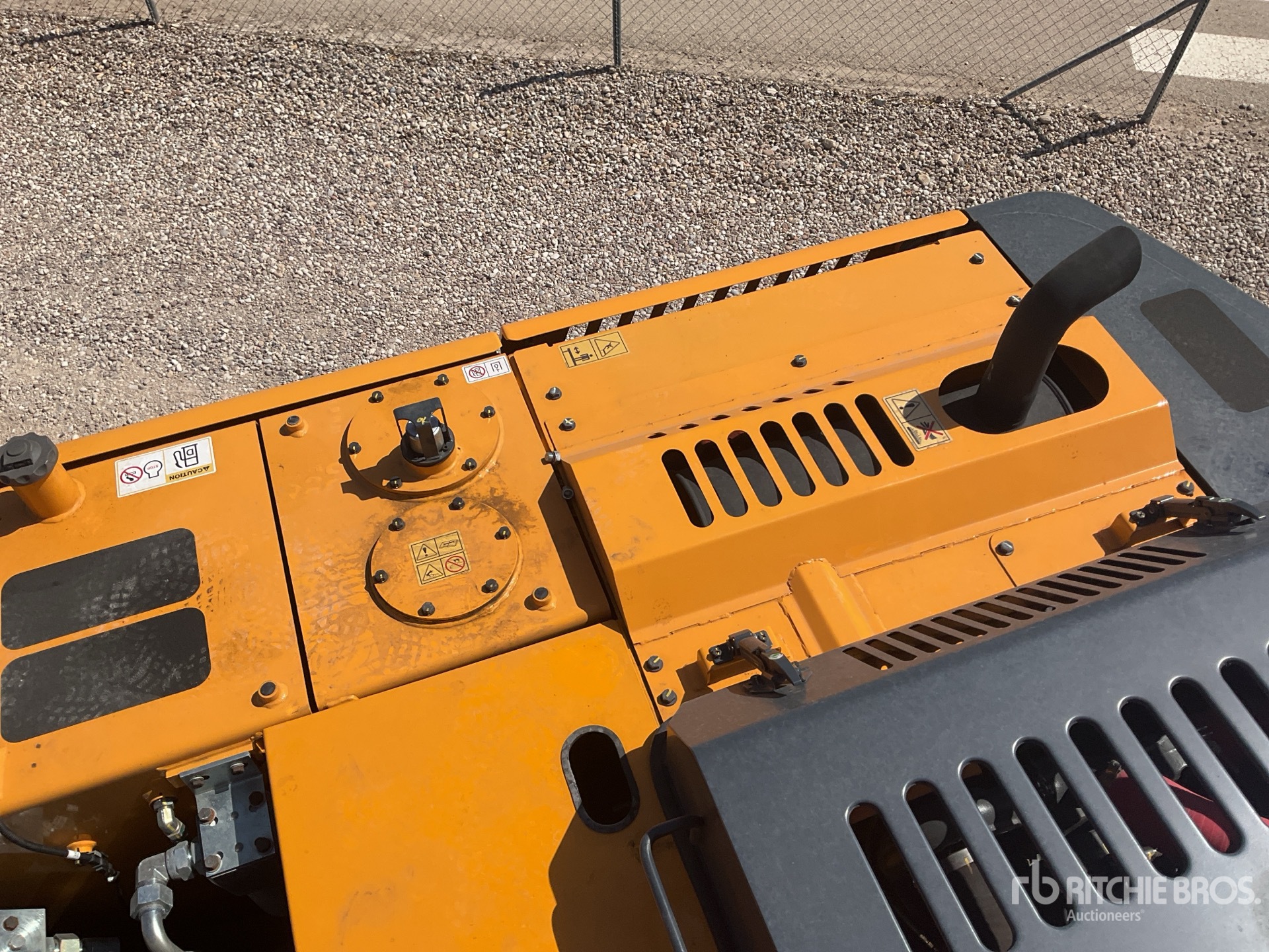 2026 Hyundai R215L