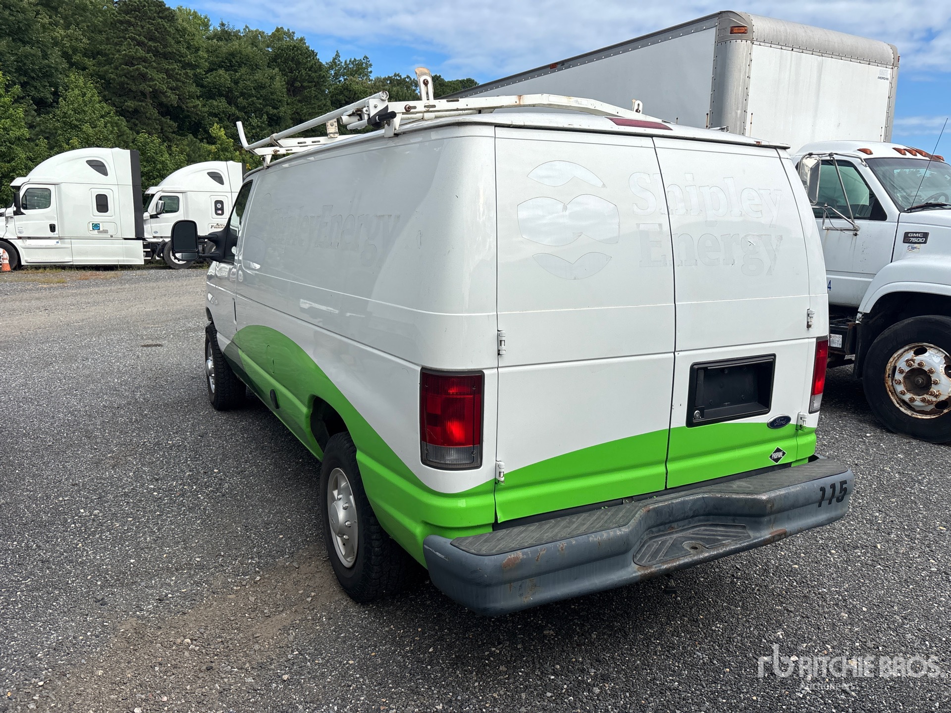 General Appearance with Picture, Left Rear Corner