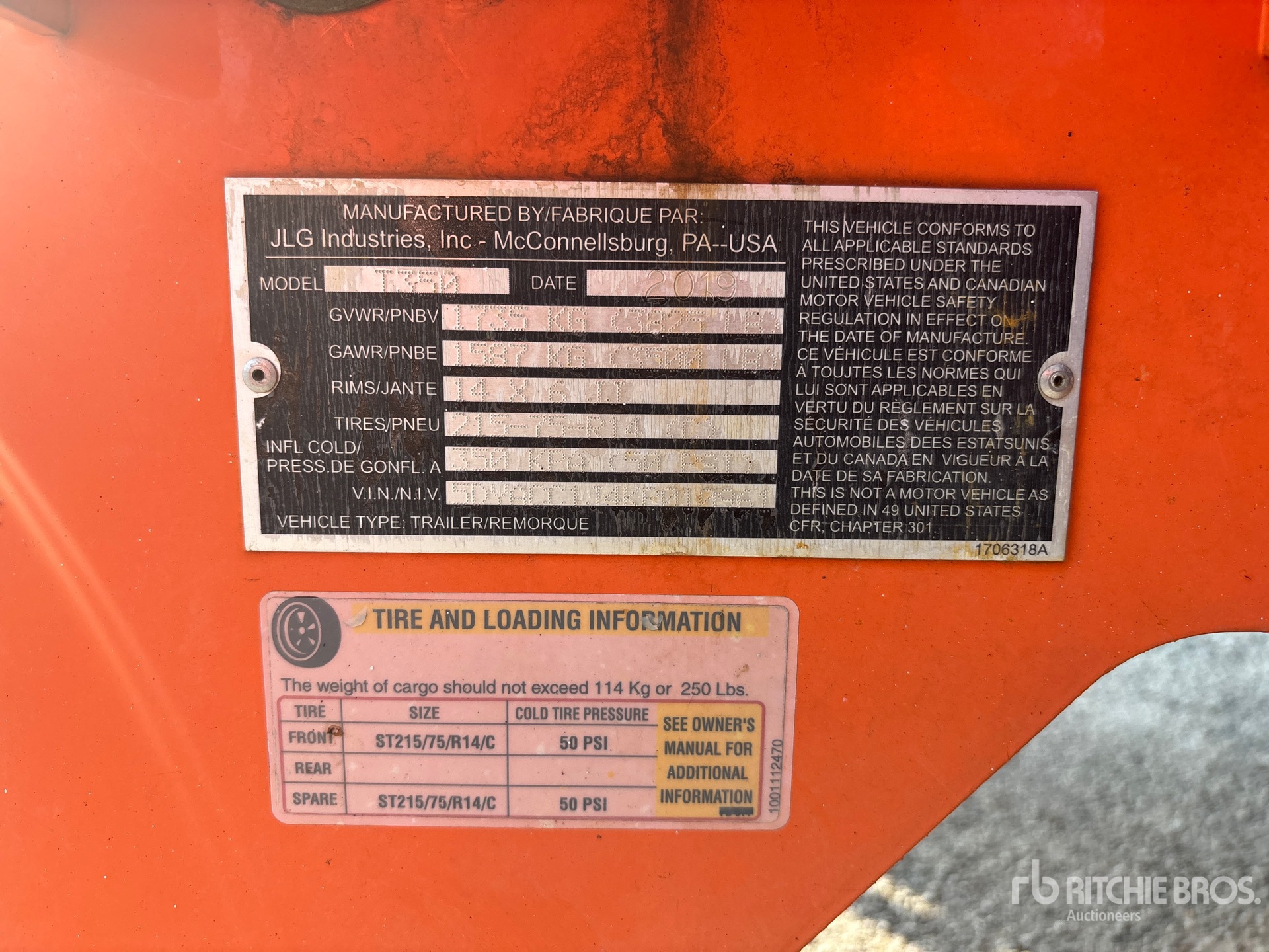 2019 JLG T-350