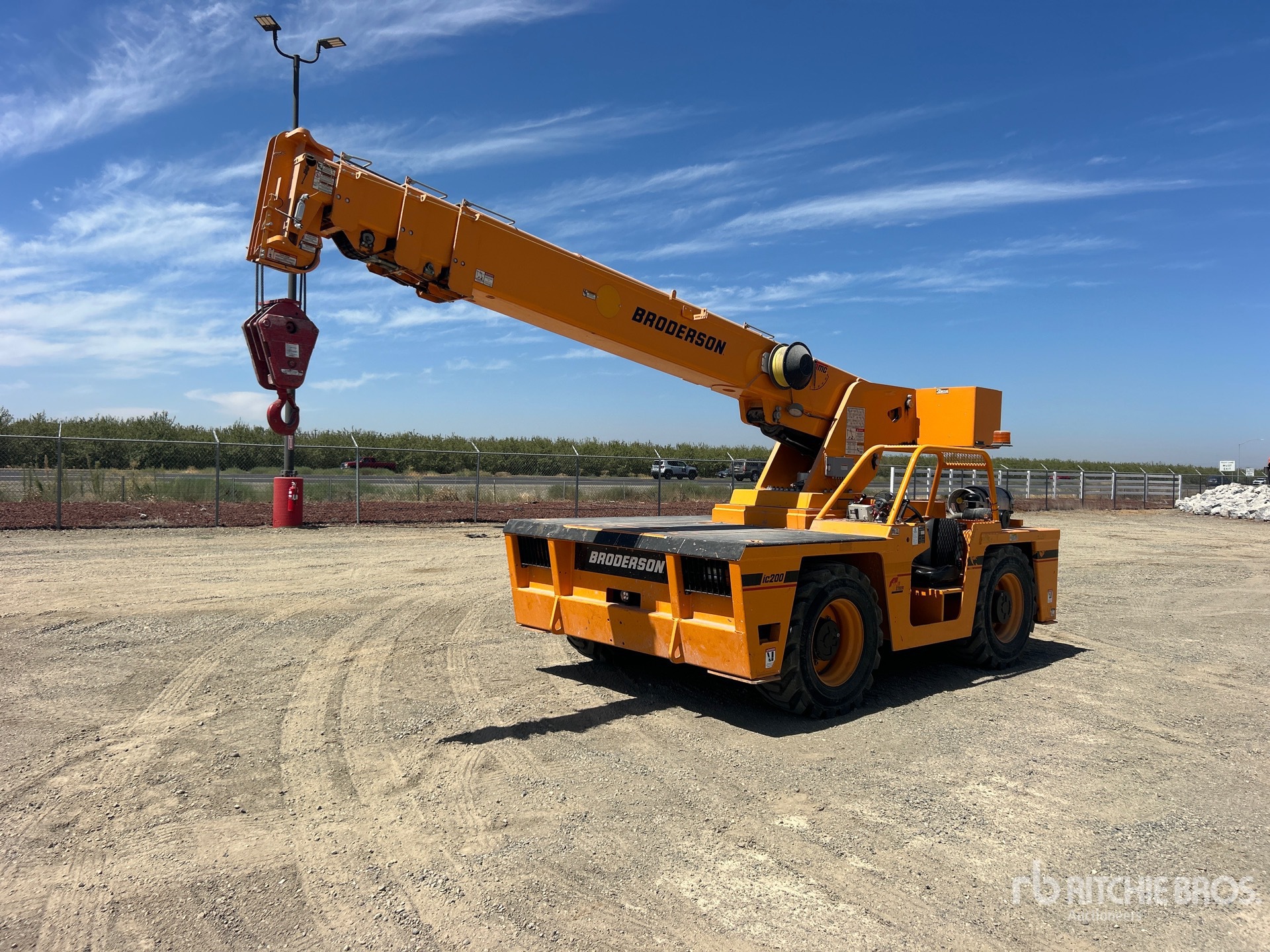 2019 Broderson IC-200-3J