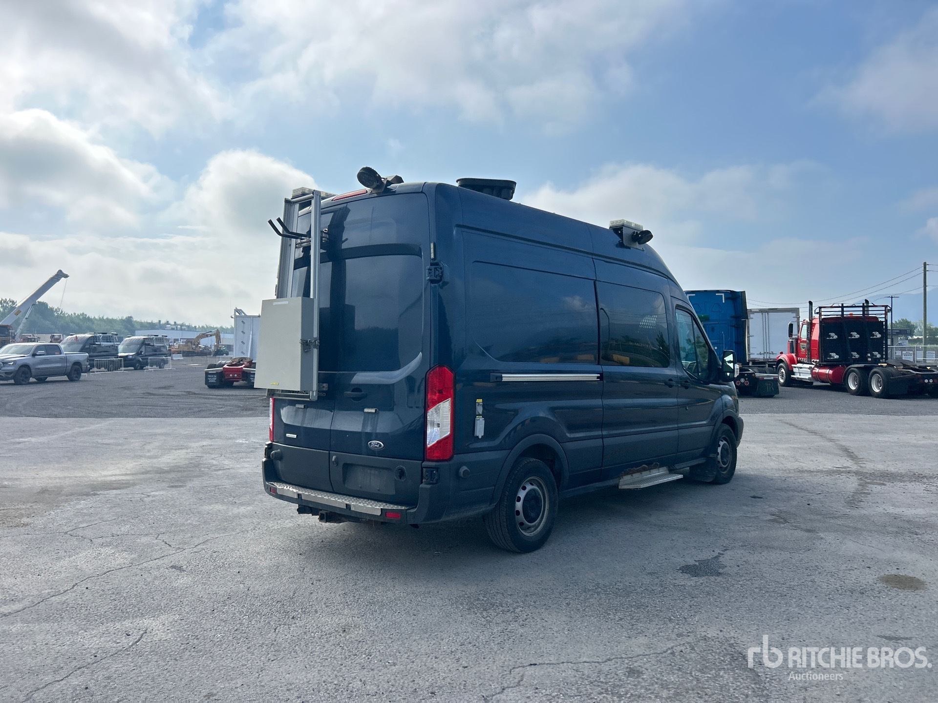 2017 Ford TRANSIT 350