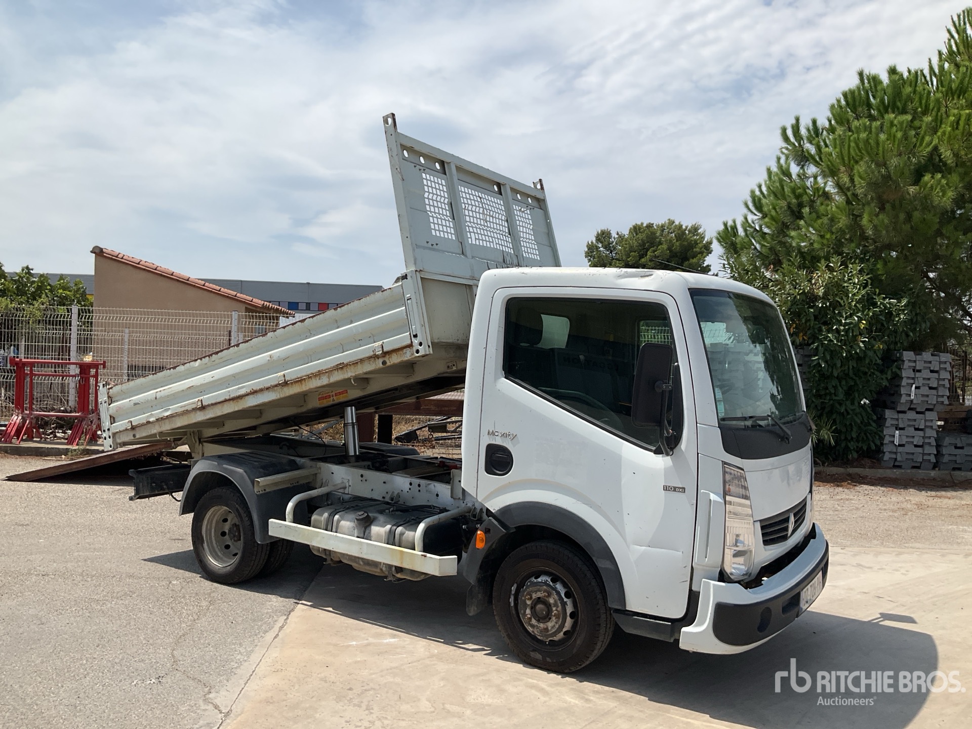 2007 Renault MAXITY 110 DXI