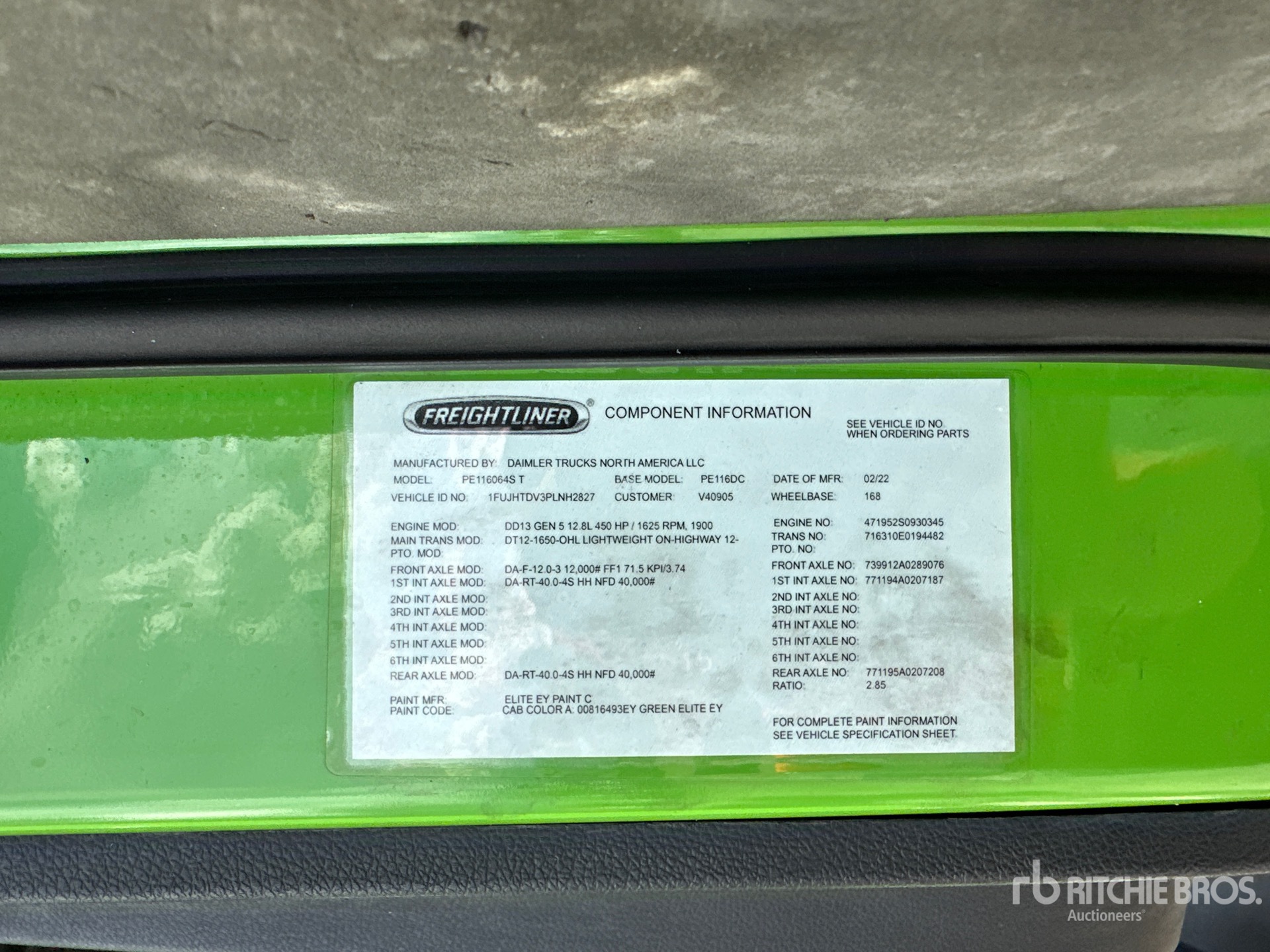 2023 Freightliner CASCADIA 116