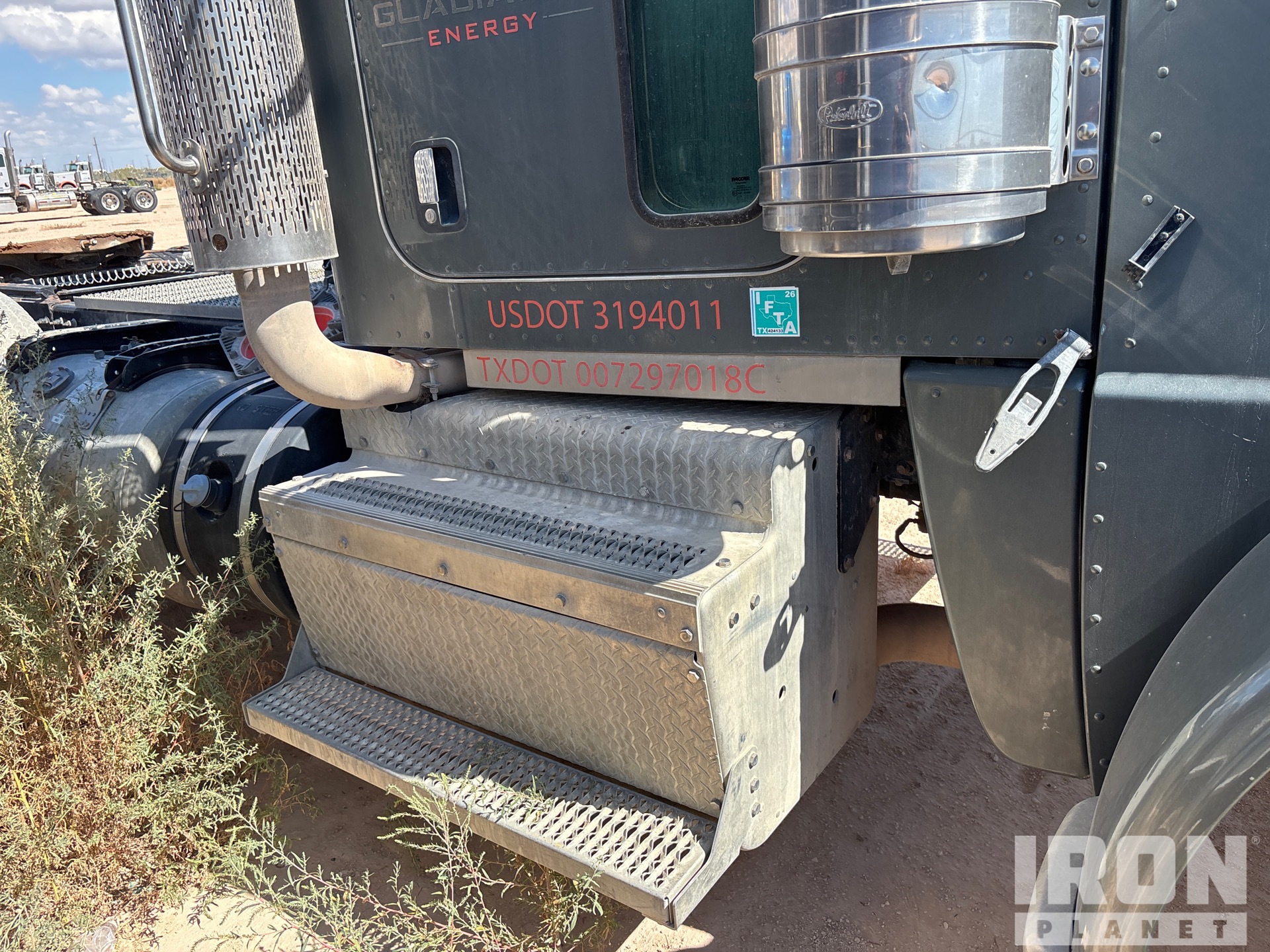 2016 Peterbilt 389