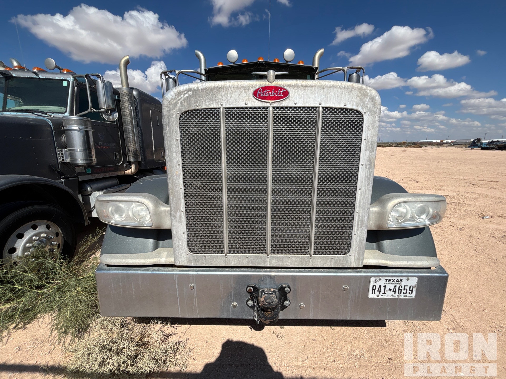 2016 Peterbilt 389