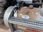 4 Underbody - Truck with Tanque hidráulico