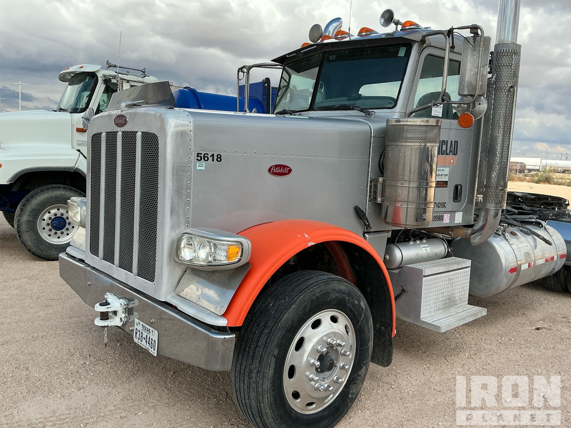 2015 Peterbilt 389