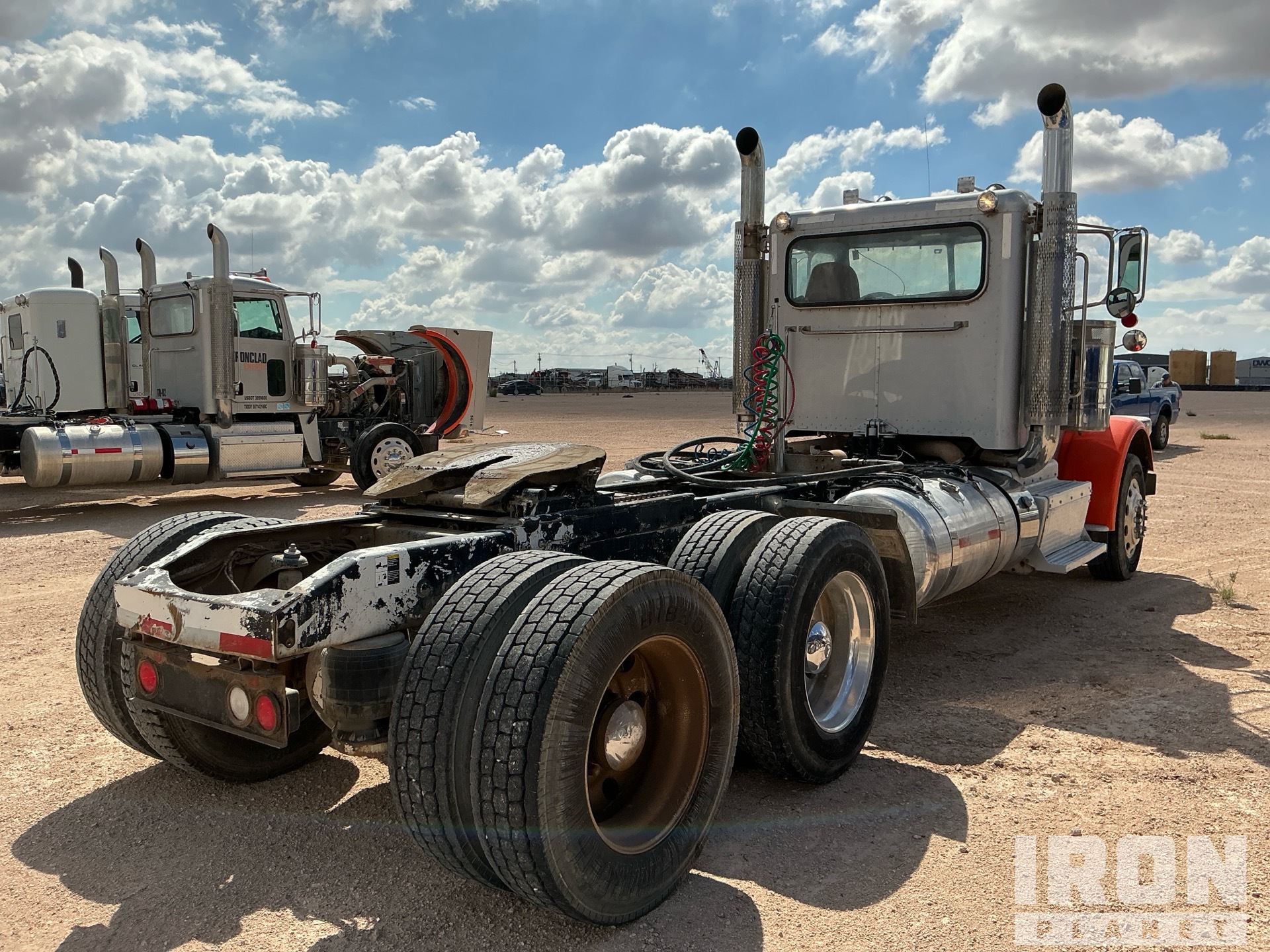 2015 Peterbilt 389