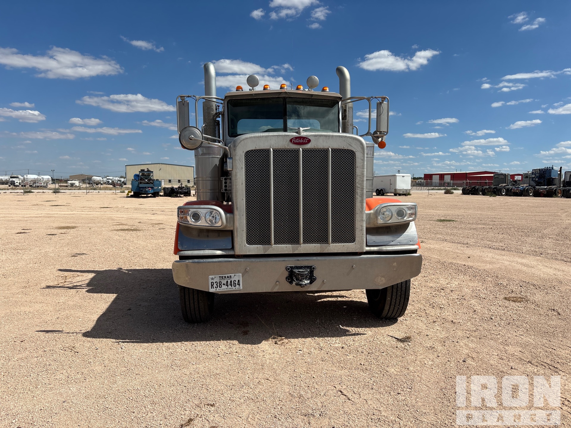 2015 Peterbilt 389
