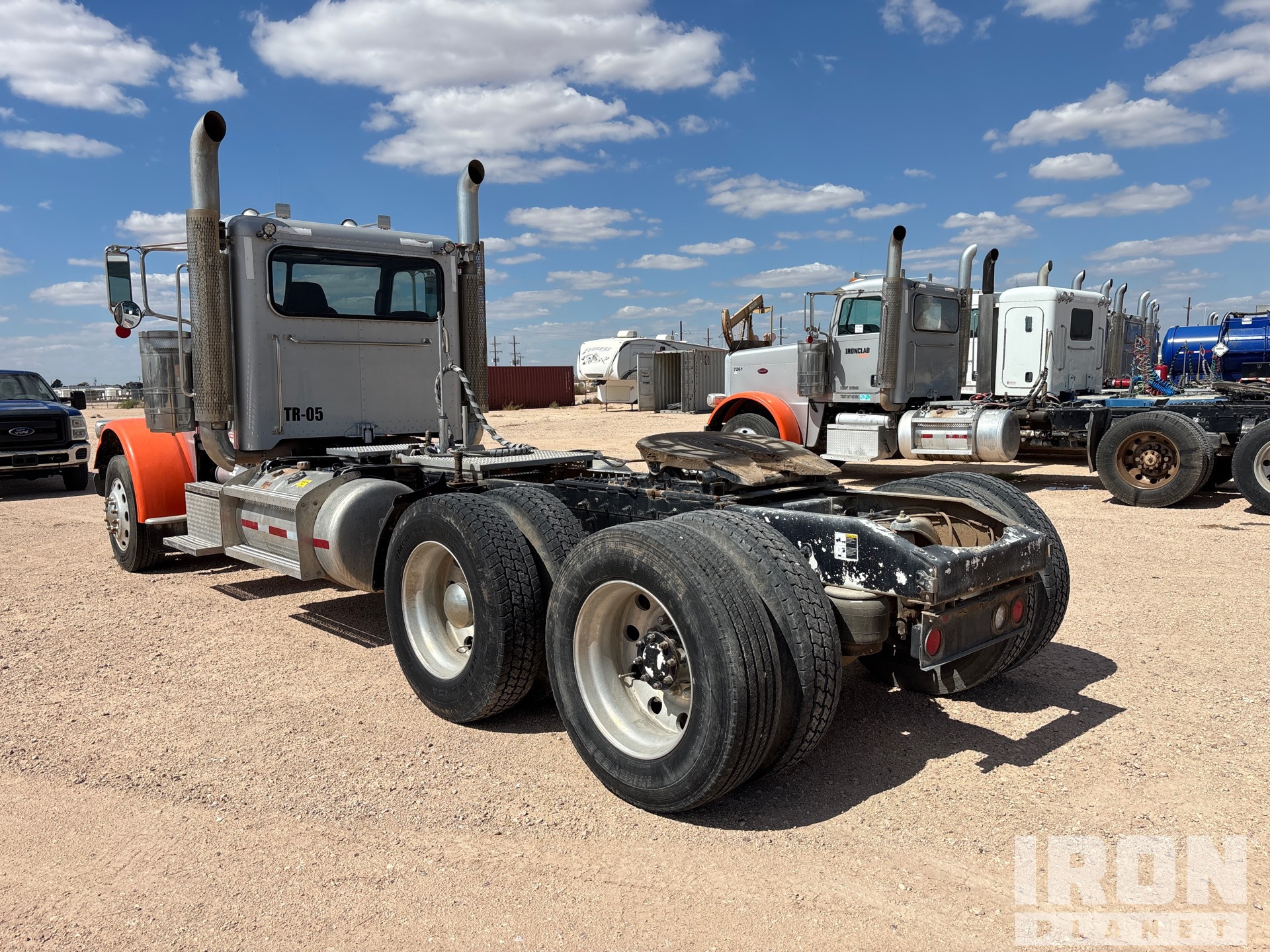 2015 Peterbilt 389
