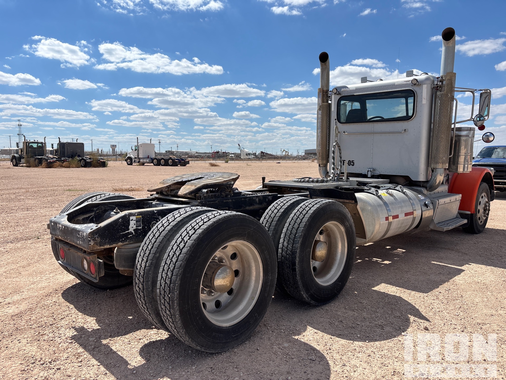 2015 Peterbilt 389