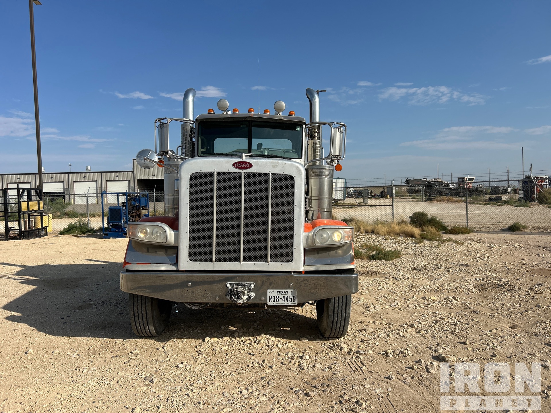 2015 Peterbilt 389