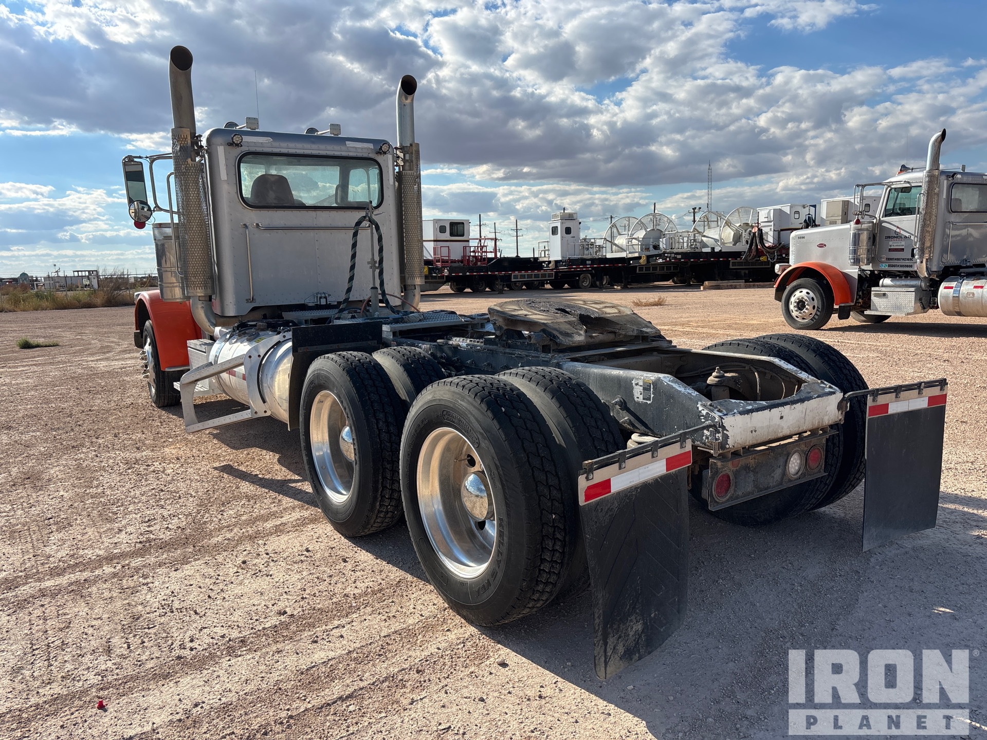 2015 Peterbilt 389